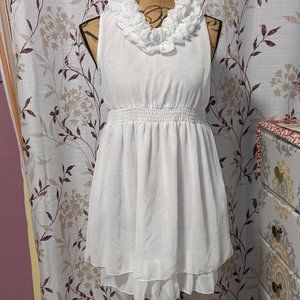 Alyssa Sheer white ruffle dress. Size: M